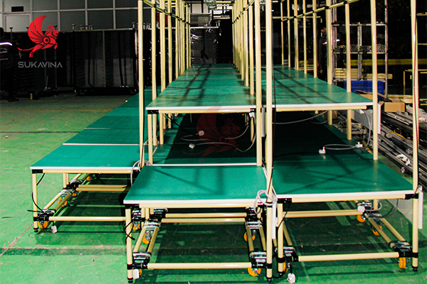 Bàn thao tác di động